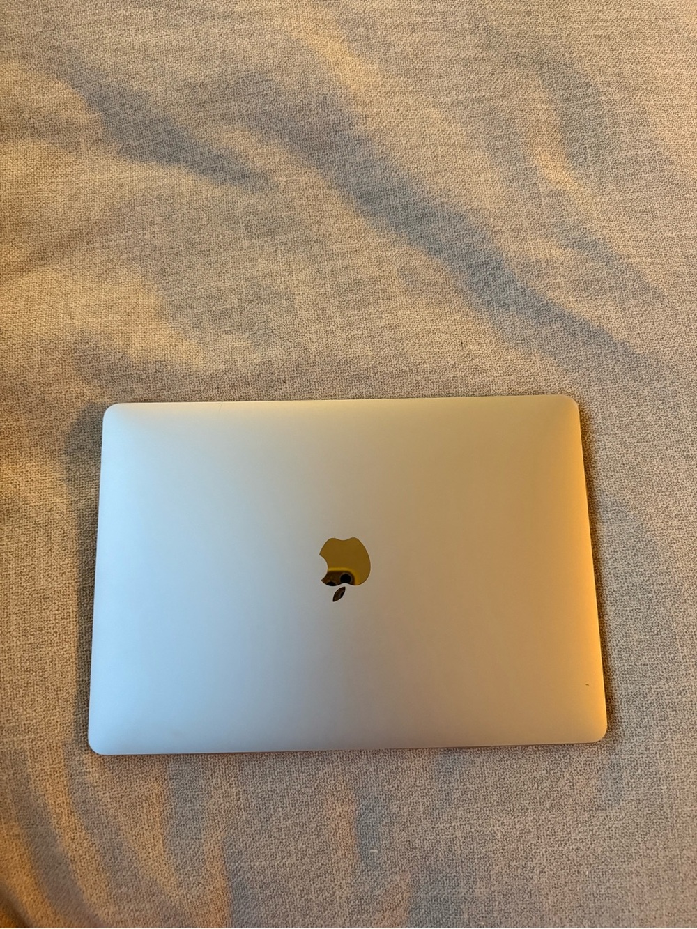 Apple MacBook Air 13" 2020 Silver i5 8GB RAM 245GB SSD macOS GREAT CONDITION!